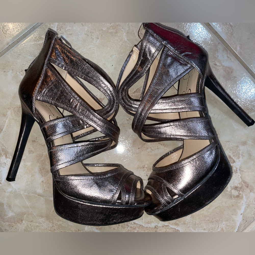 Jessica Simpson heals